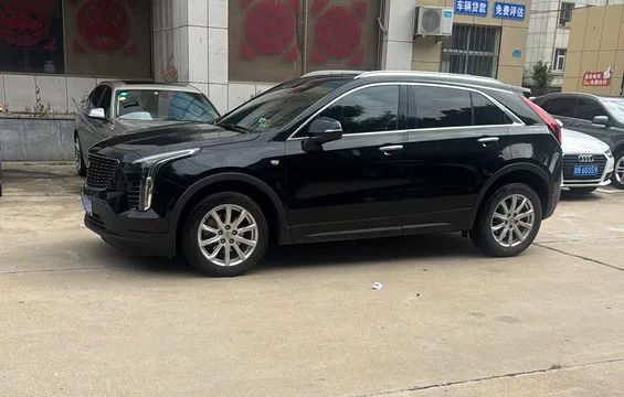Cadillac XT4