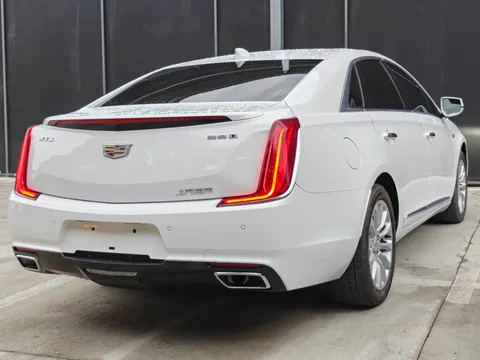 Cadillac XTS