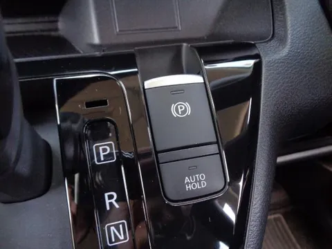 Mitsubishi eK X