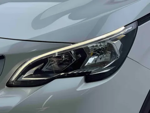 Peugeot 4008