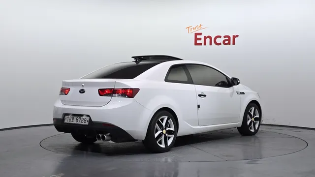Kia Cerato (Forte)