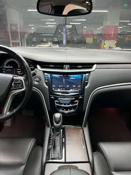 Cadillac XTS