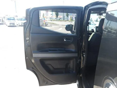 Honda N-BOX Slash