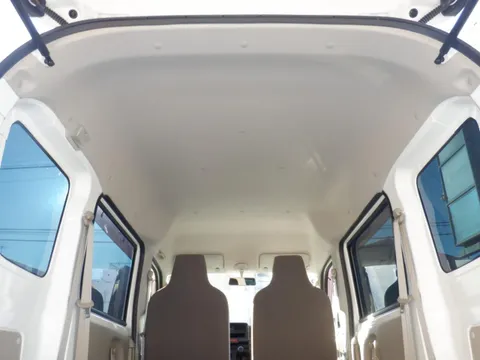 Mitsubishi Minicab Van