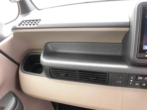 Honda N-BOX Joy