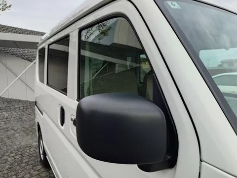 Mitsubishi Minicab Van