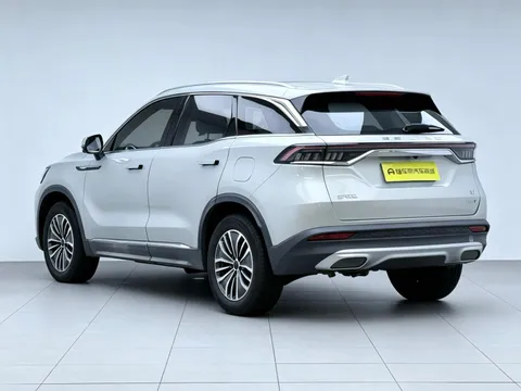 BAIC X7