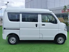 Mitsubishi Minicab Van