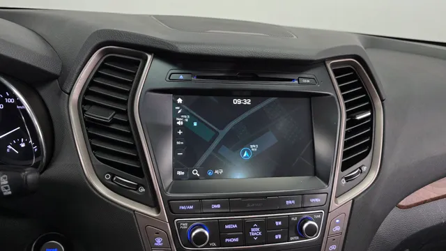 Hyundai Grand Santa Fe (Maxcruz)