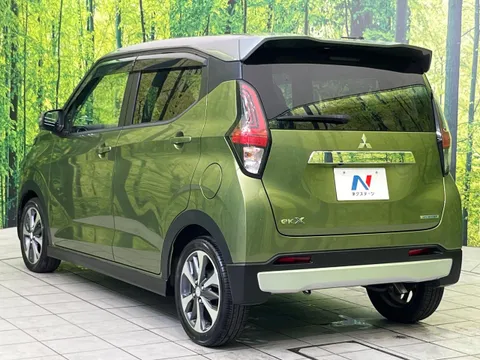 Mitsubishi eK X