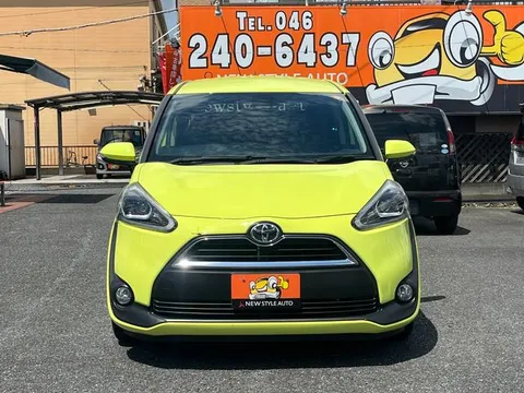 Toyota Sienta