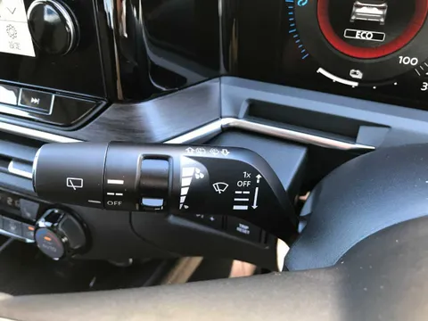 Nissan Note Aura
