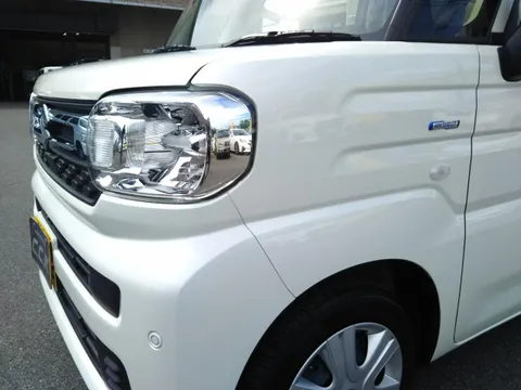 Suzuki Spacia