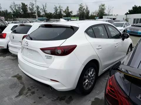 Mazda Mazda 3