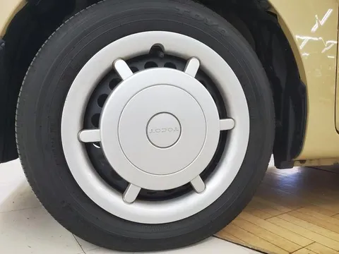 Daihatsu Mira Tocot