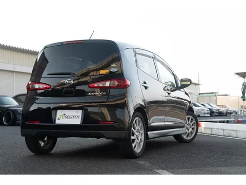 Daihatsu Sonica