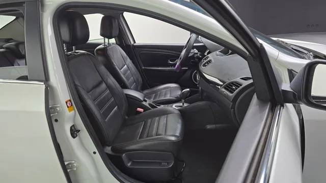 Renault SM3