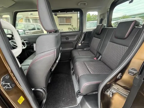 Suzuki Spacia Custom