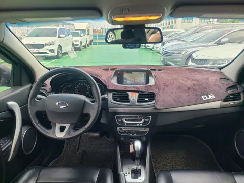 Renault SM3
