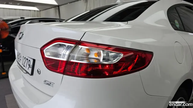 Renault SM3