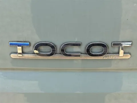 Daihatsu Mira Tocot