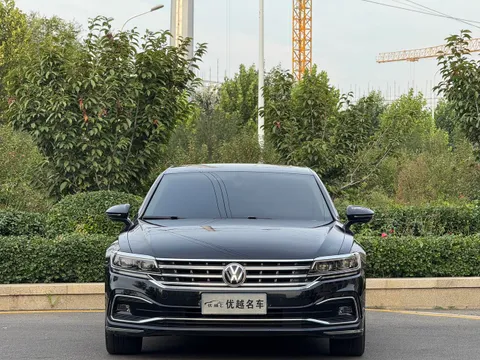 Volkswagen Phideon