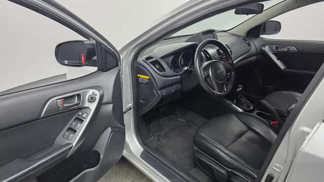 Kia Cerato (Forte)
