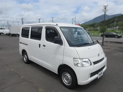 Toyota TownAce Van