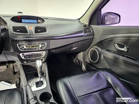 Renault SM3
