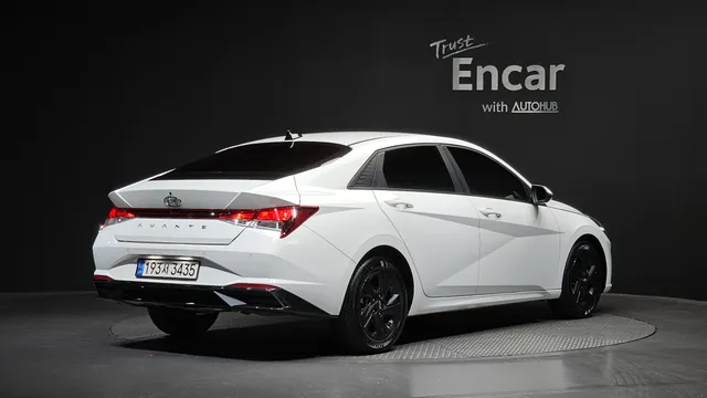 Hyundai Elantra (Avante)