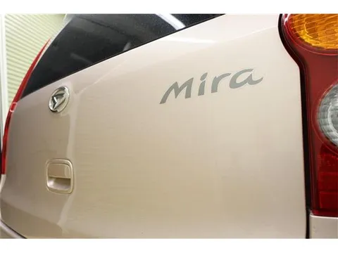 Daihatsu Mira