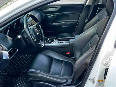 Jaguar XEL