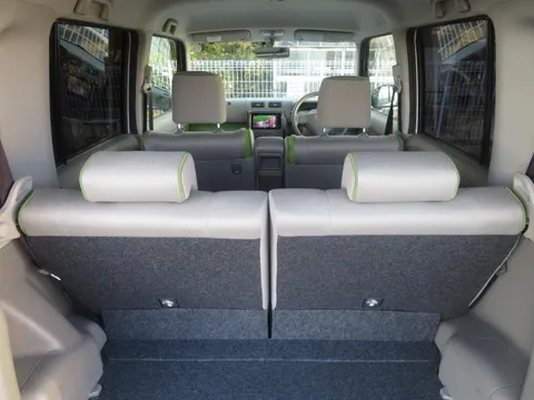 Toyota Pixis Space