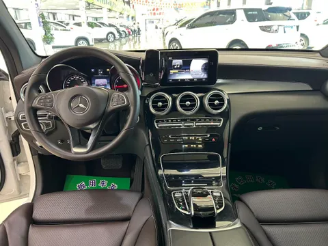 Mercedes-Benz Mercedes-Benz GLC