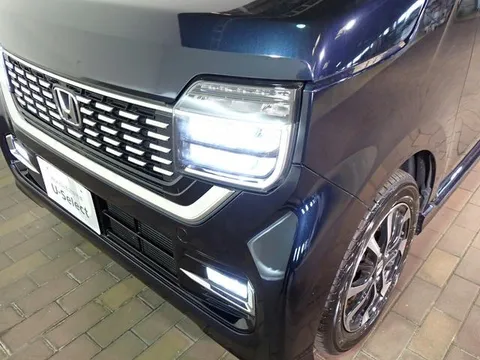 Honda N-WGN Custom