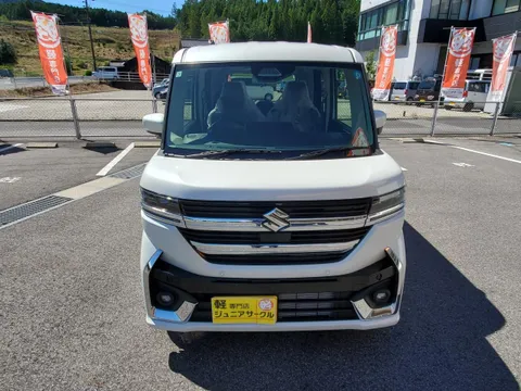 Suzuki Spacia Custom
