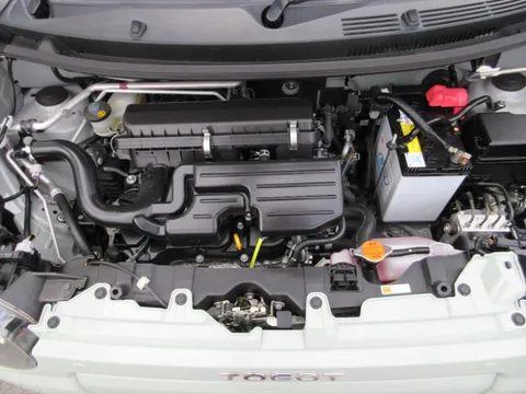 Daihatsu Mira Tocot