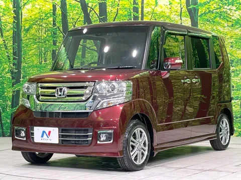 Honda N-BOX Custom