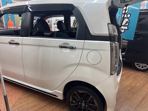 Honda N-WGN Custom