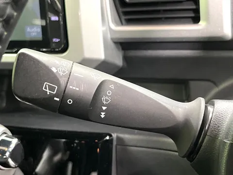 Toyota Pixis Mega