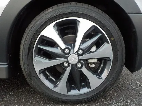 Mitsubishi eK X