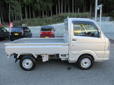 Suzuki Carry Track