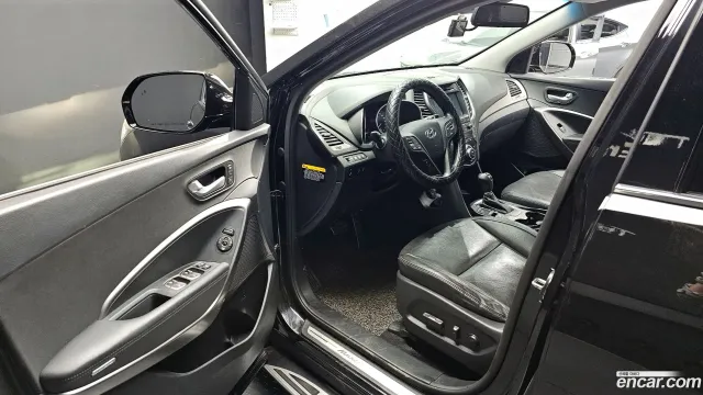 Hyundai Grand Santa Fe (Maxcruz)