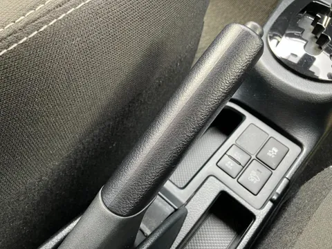 Toyota Yaris (Vitz)