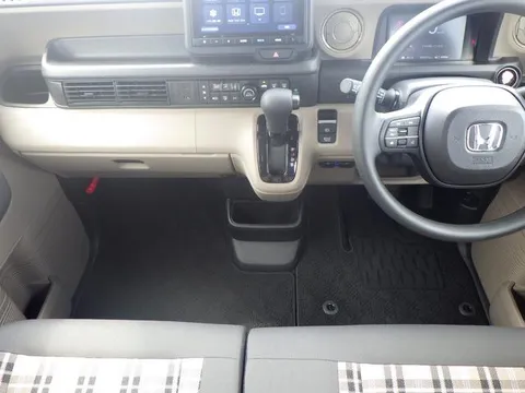 Honda N-BOX Joy