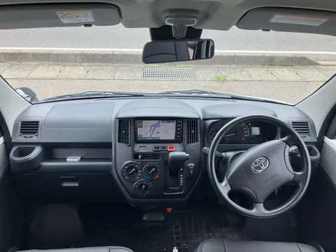 Toyota TownAce Van