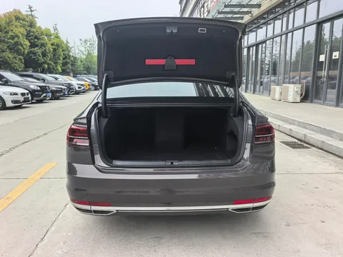 Volkswagen Phideon
