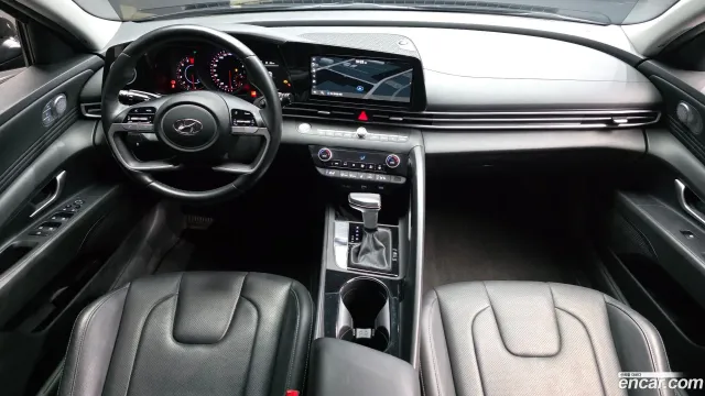 Hyundai Elantra (Avante)