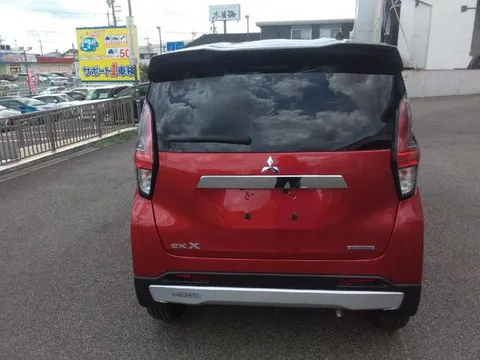 Mitsubishi eK X