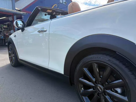 MINI Cooper Convertible